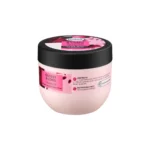 Texture du masque capillaire Balea Glossy & Long, hydratation intense pour cheveux longs.